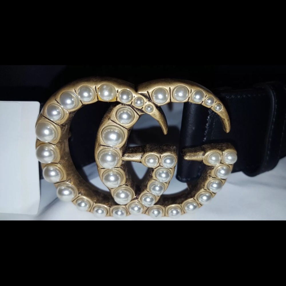 Gucci pearl & Gucci black double g belt